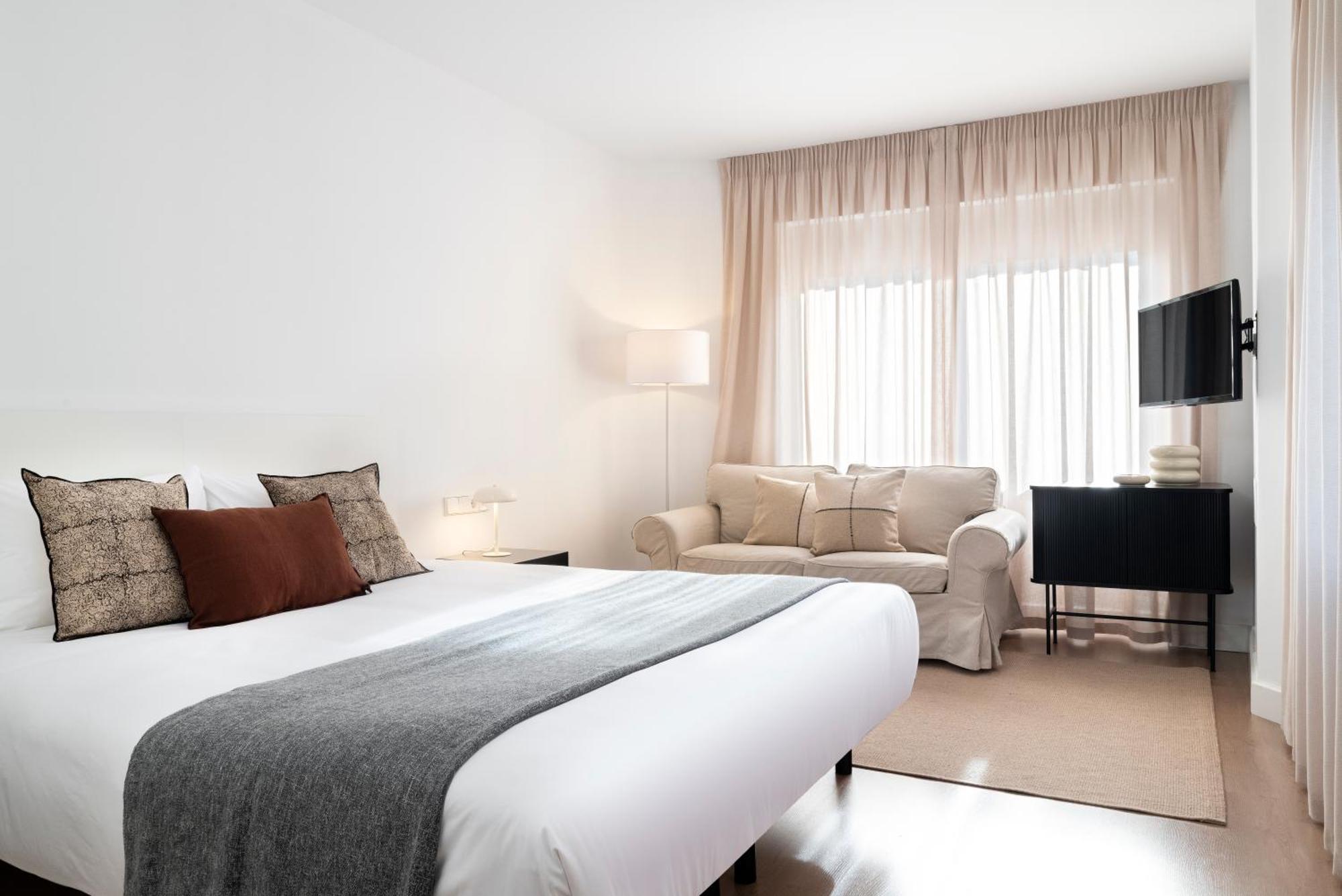 Salado Suites Apartments, Seville